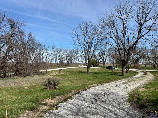 797 E 1217 Rd, Lawrence, KS 66047