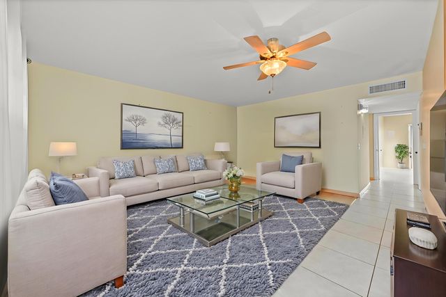 426 Burgundy I, Delray Beach, FL 33484