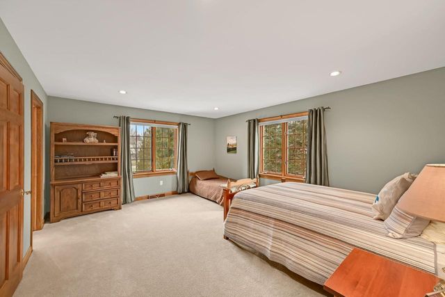 11024 N River TRAIL, Mequon, WI 53092