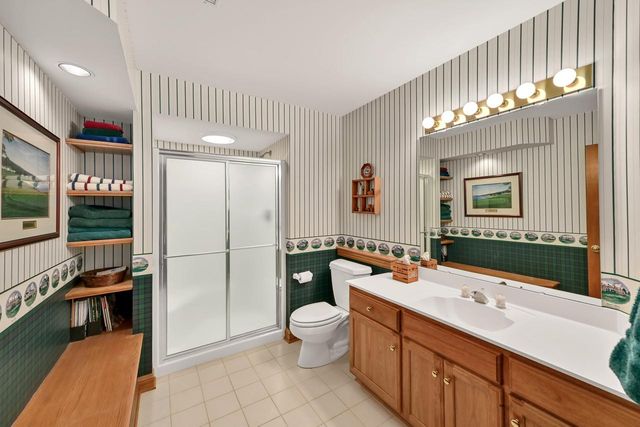 11024 N River TRAIL, Mequon, WI 53092