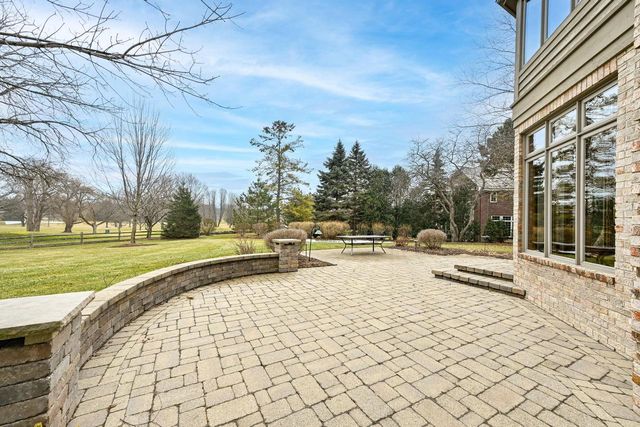 11024 N River TRAIL, Mequon, WI 53092