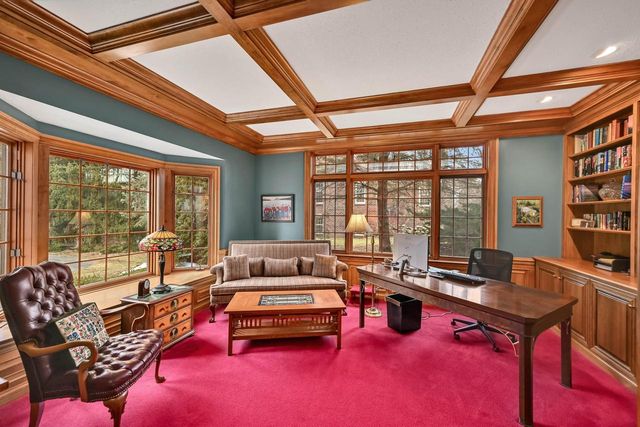 11024 N River TRAIL, Mequon, WI 53092