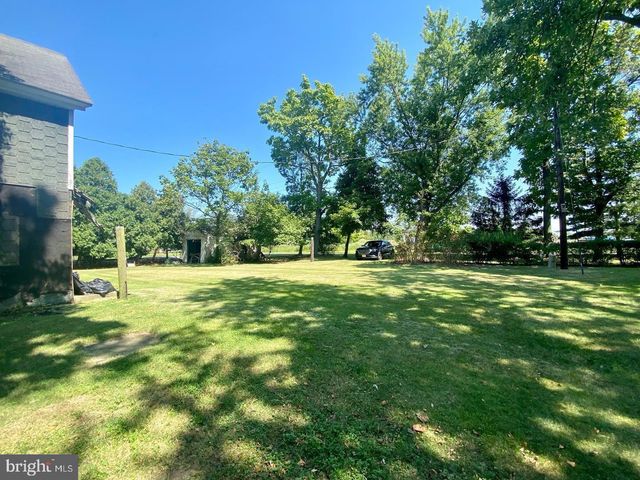 114 FERRY RD, Bridgeport, NJ 08014