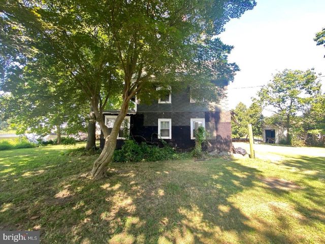 114 FERRY RD, Bridgeport, NJ 08014
