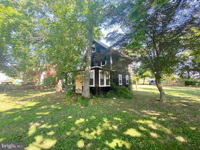 114 FERRY RD, Bridgeport, NJ 08014