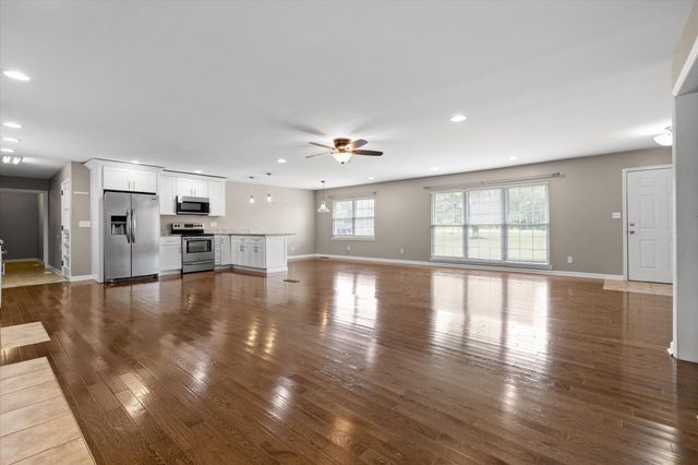 11127 E Brainerd Road, Apison, TN 37302