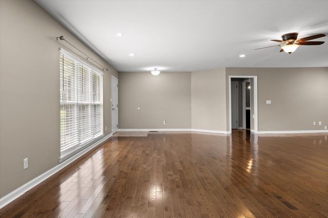 11127 E Brainerd Road, Apison, TN 37302