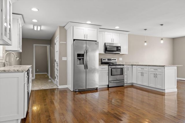 11127 E Brainerd Road, Apison, TN 37302