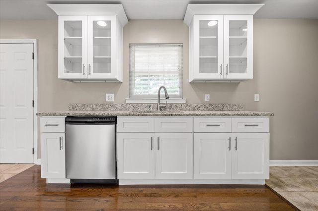 11127 E Brainerd Road, Apison, TN 37302