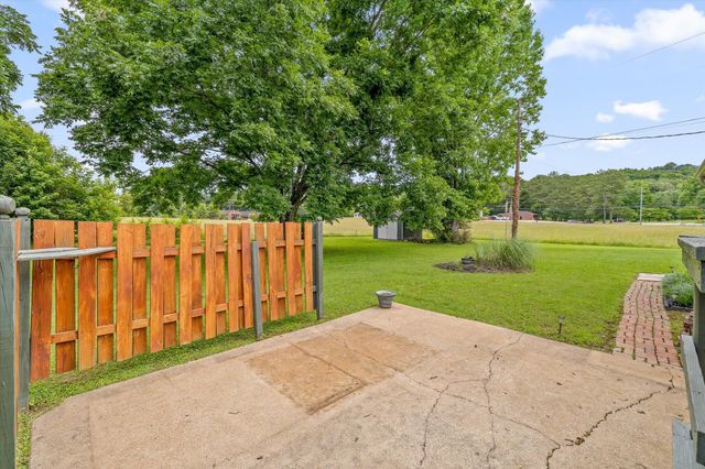 11127 E Brainerd Road, Apison, TN 37302