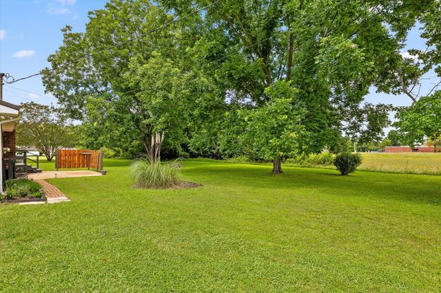 11127 E Brainerd Road, Apison, TN 37302