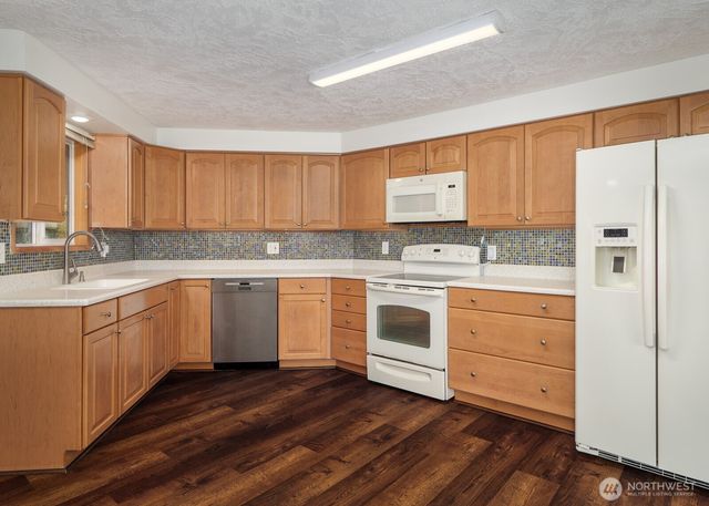 141 Secor Road, Sequim, WA 98382