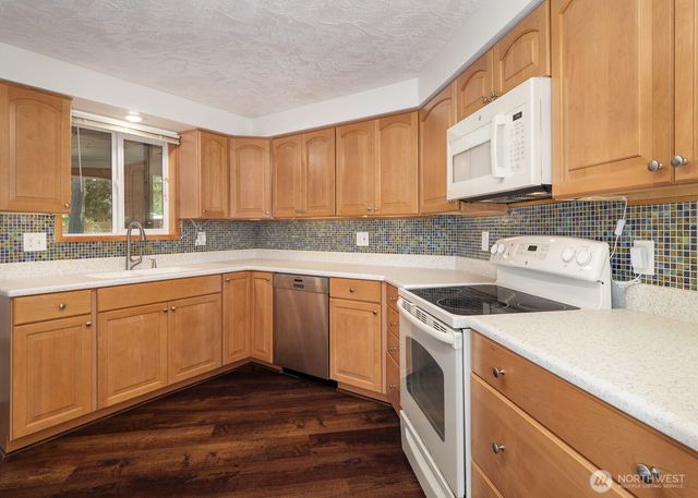 141 Secor Road, Sequim, WA 98382