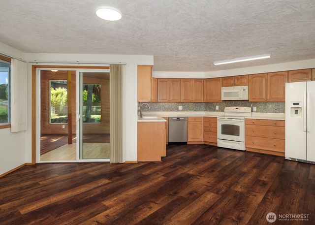 141 Secor Road, Sequim, WA 98382