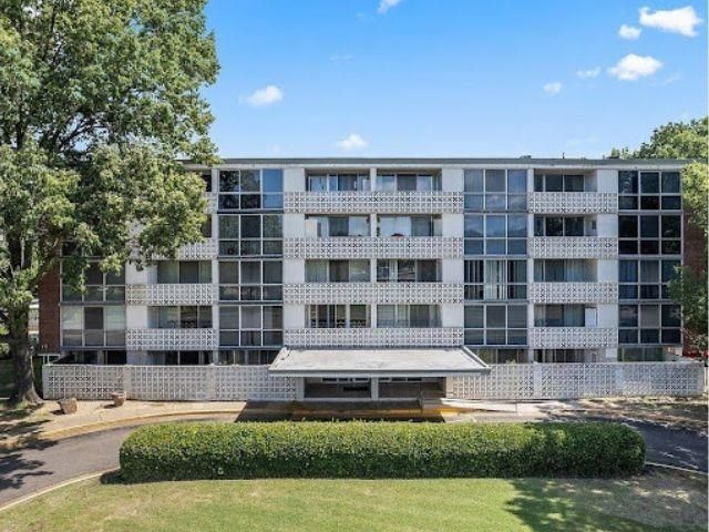 3080 Walnut Grove Rd Apt 205, Memphis, TN 38111