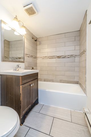 6416 S Saint Lawrence Avenue G, Chicago, IL 60637