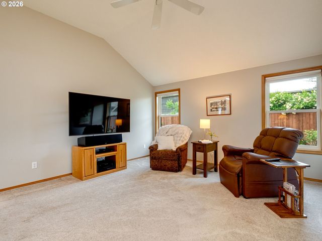638 S 25th Ct, Cornelius, OR 97113