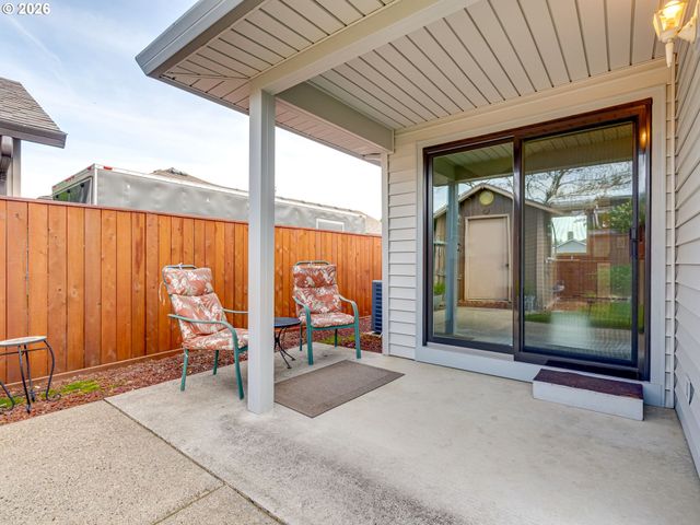 638 S 25th Ct, Cornelius, OR 97113