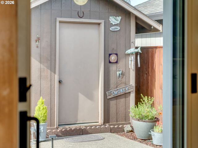 638 S 25th Ct, Cornelius, OR 97113