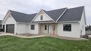 240 Southern DRIVE, Holmen, WI 54636