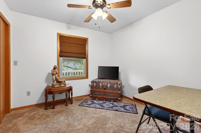 63 Independence Boulevard, Asheville, NC 28805