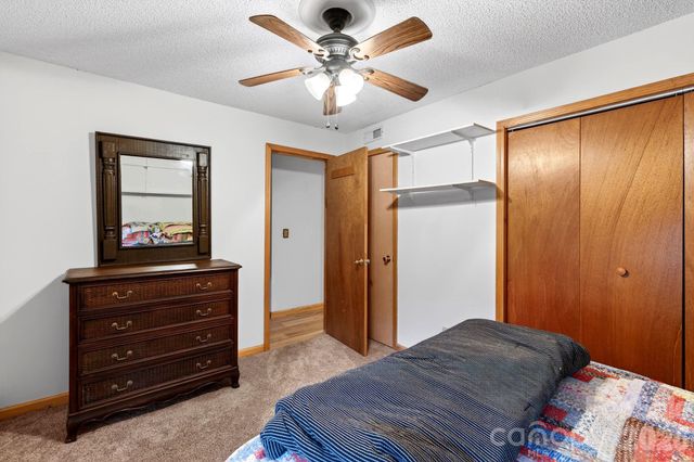 63 Independence Boulevard, Asheville, NC 28805