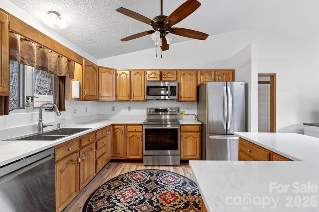 63 Independence Boulevard, Asheville, NC 28805