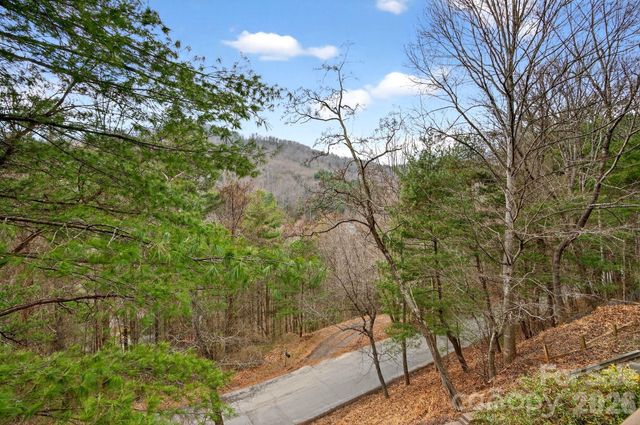 63 Independence Boulevard, Asheville, NC 28805