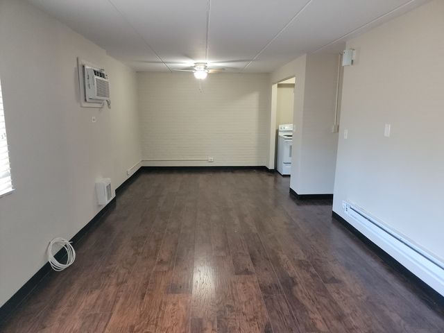 7432 Washington Street 103, Forest Park, IL 60130