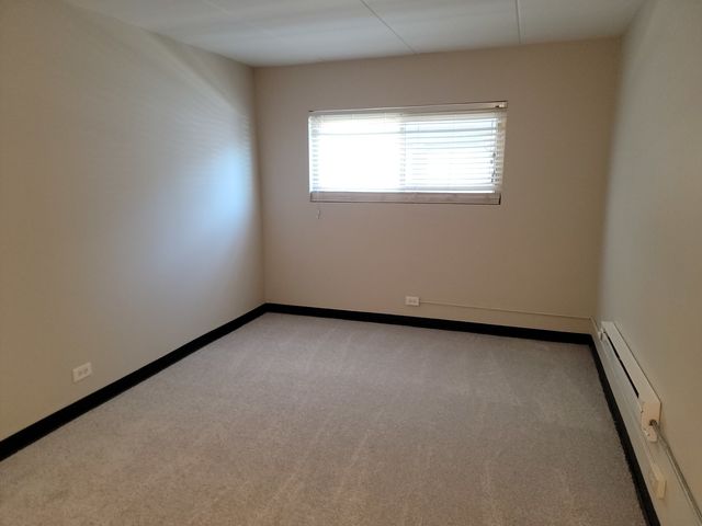 7432 Washington Street 103, Forest Park, IL 60130