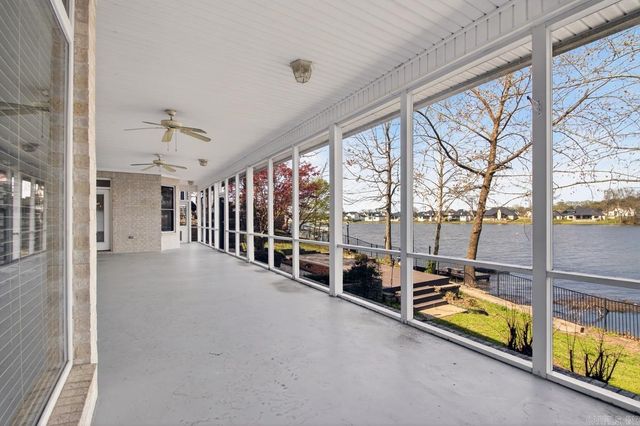 6805 Kensington, Benton, AR 72019