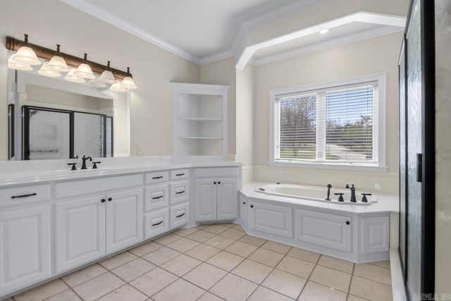 6805 Kensington, Benton, AR 72019