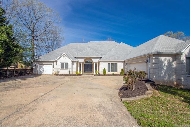 6805 Kensington, Benton, AR 72019