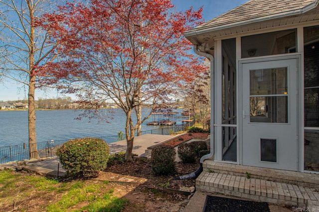 6805 Kensington, Benton, AR 72019