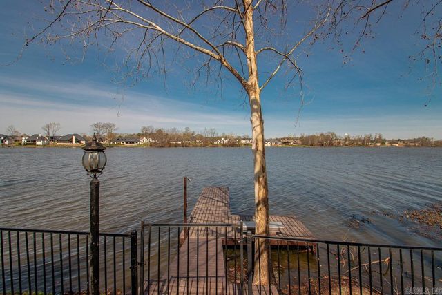 6805 Kensington, Benton, AR 72019