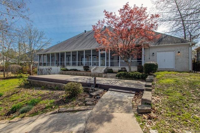 6805 Kensington, Benton, AR 72019