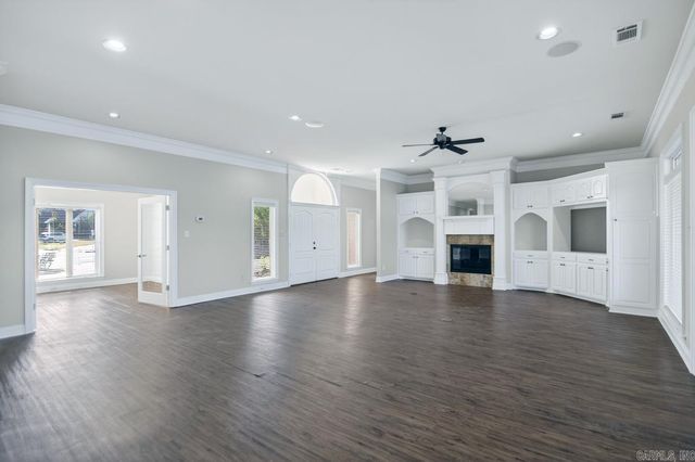 6805 Kensington, Benton, AR 72019