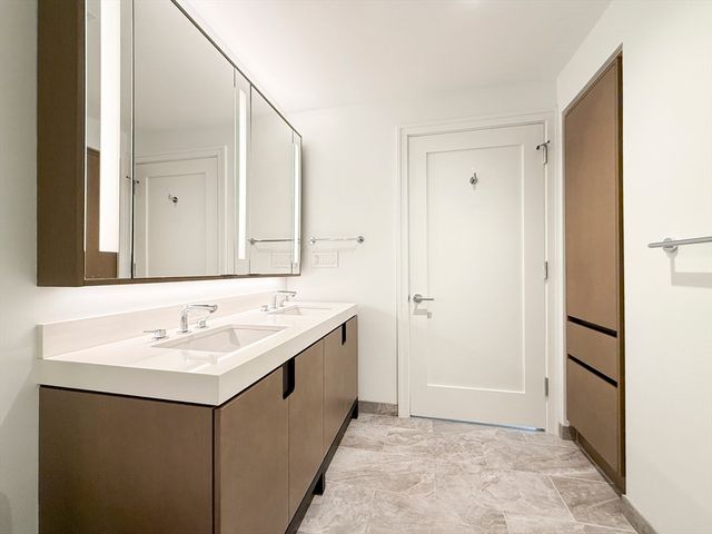 380 Harrison Ave 1007, Boston, MA 02118