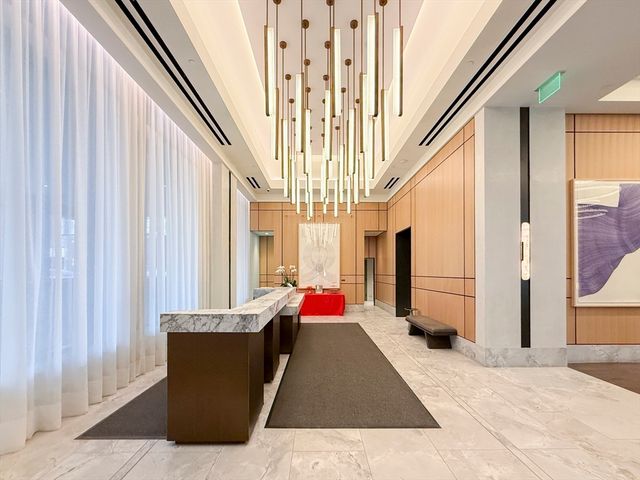 380 Harrison Ave 1007, Boston, MA 02118