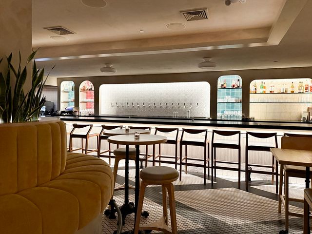 380 Harrison Ave 1007, Boston, MA 02118