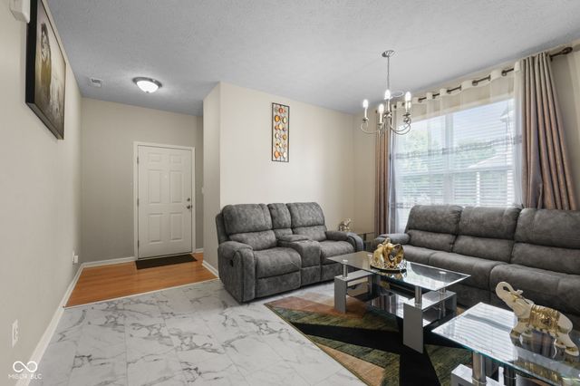1760 Cumbria Drive, Avon, IN 46123
