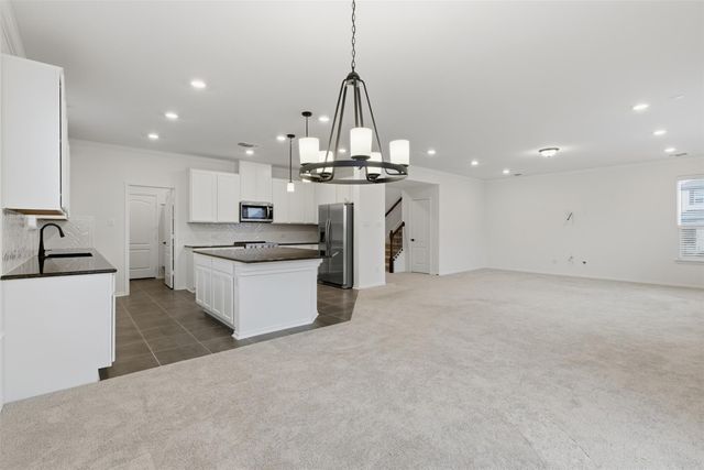 201 Sweet Autumn DR, Georgetown, TX 78626