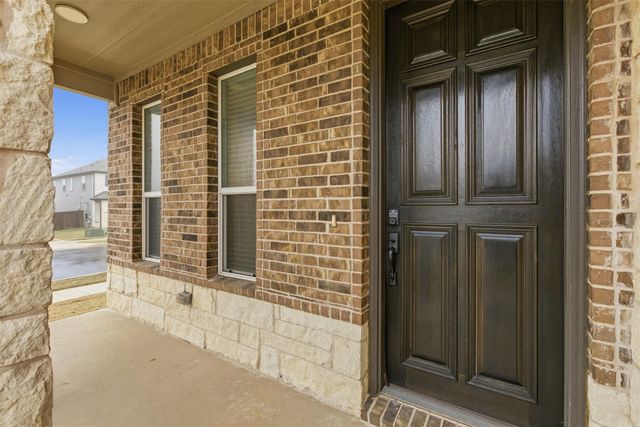 201 Sweet Autumn DR, Georgetown, TX 78626