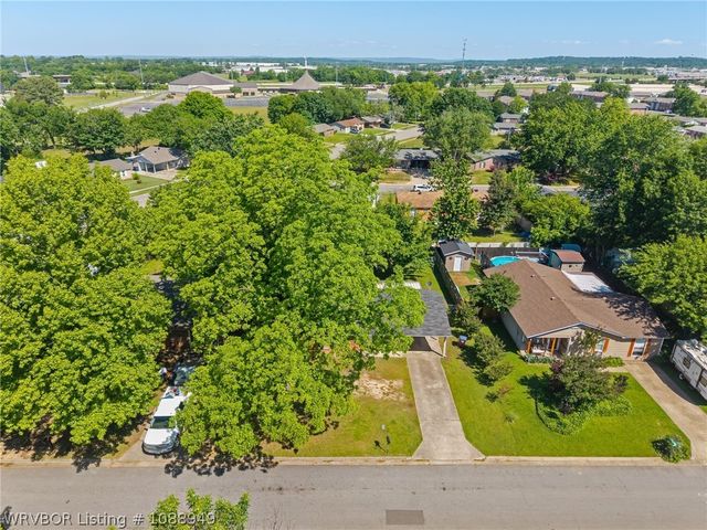 3213 Grinnell Avenue, Fort Smith, AR 72908