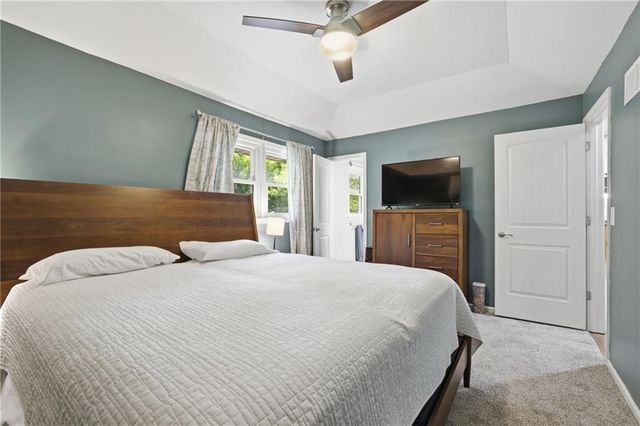 408 N Jefferson Street, Raymore, MO 64083
