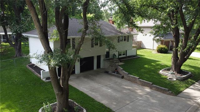 408 N Jefferson Street, Raymore, MO 64083