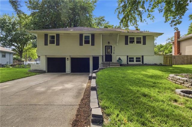 408 N Jefferson Street, Raymore, MO 64083