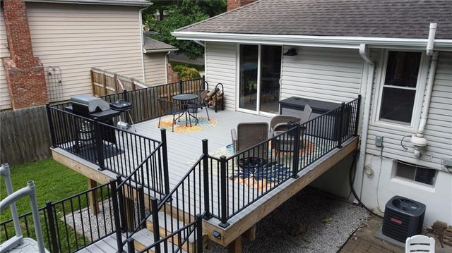 408 N Jefferson Street, Raymore, MO 64083