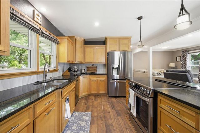 408 N Jefferson Street, Raymore, MO 64083