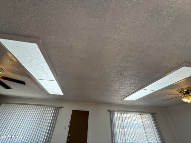 3332 DUNGARVAN Drive, El Paso, TX 79925